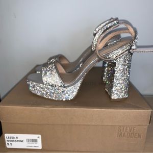 Lessa Rhinestone Steve Madden Heels Women’s Size 9.5